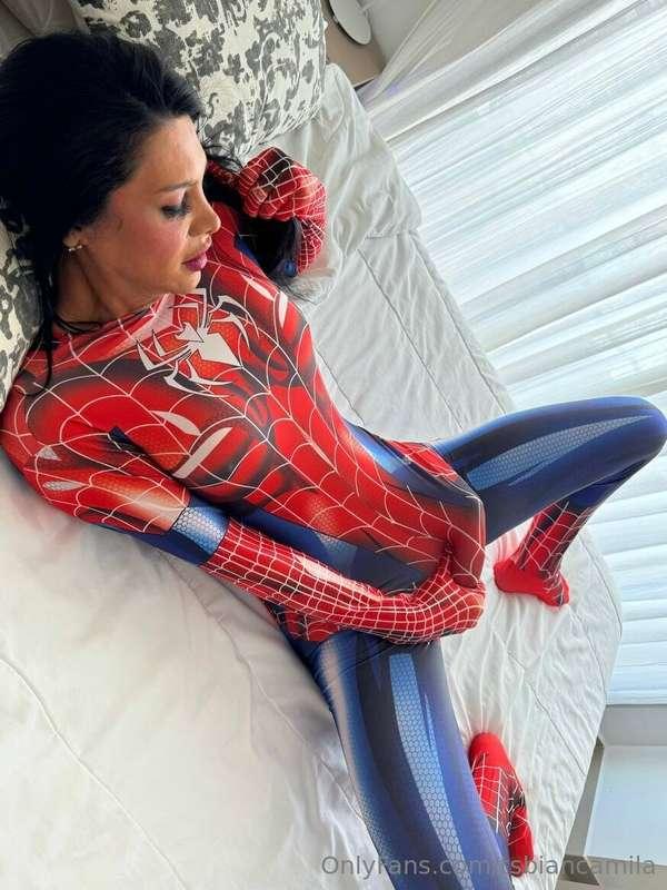 This trans mommy will blow your mind, trust me, she's full o..