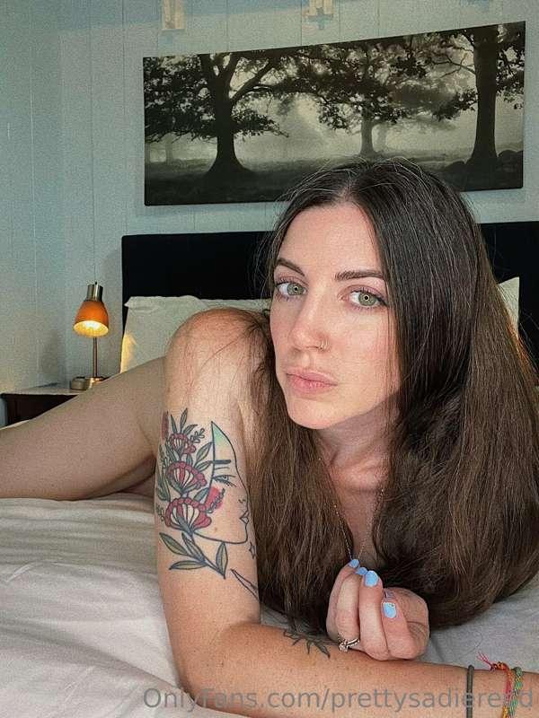 On vacation this week! Popping in to say hello 💋

I have mor..