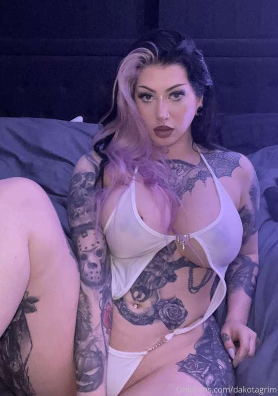 fuck i love teasing you >:) 
unlock this folder for kitty cl..