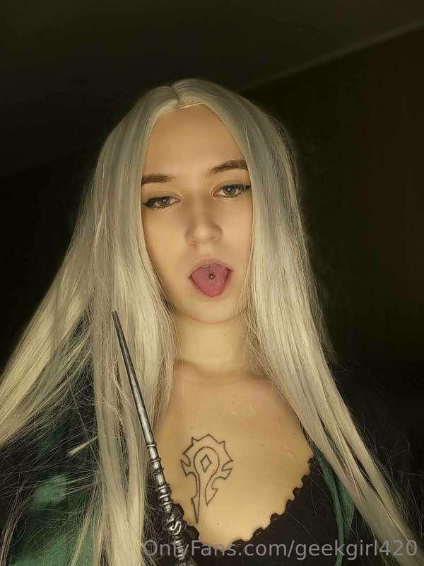 @vikacosplay
Dear i can fulfill your fantasies🤩🔥 What would ..