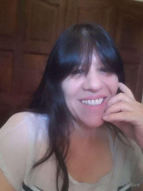 FREE🟢 @alemza @alemza This latina is in the mood to have fun..