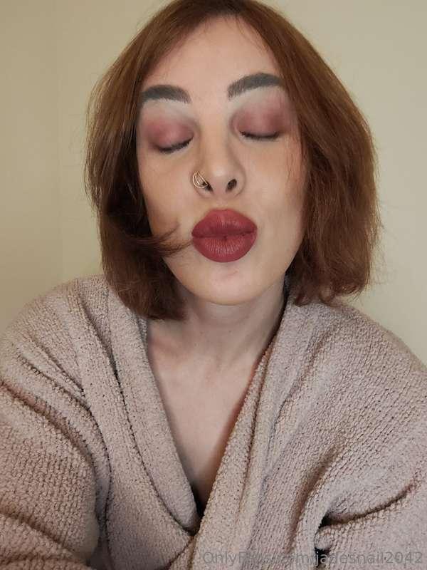 Come kiss me 💋💋