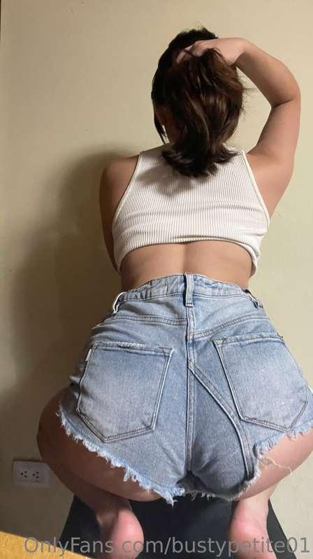 Pull my hair daddy 💦💦