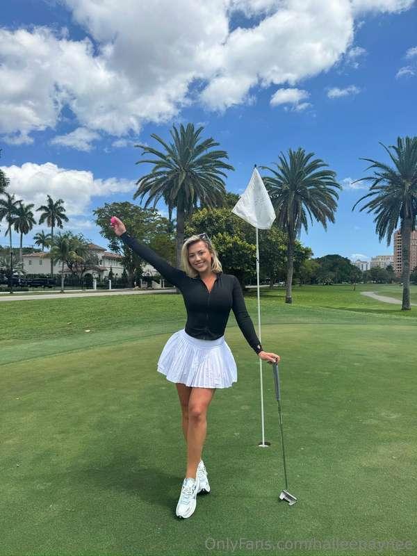 I love golfing! 🏌️