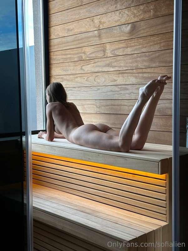 Sauna time: just me enjoying the warmth, no clothes needed 🌡..