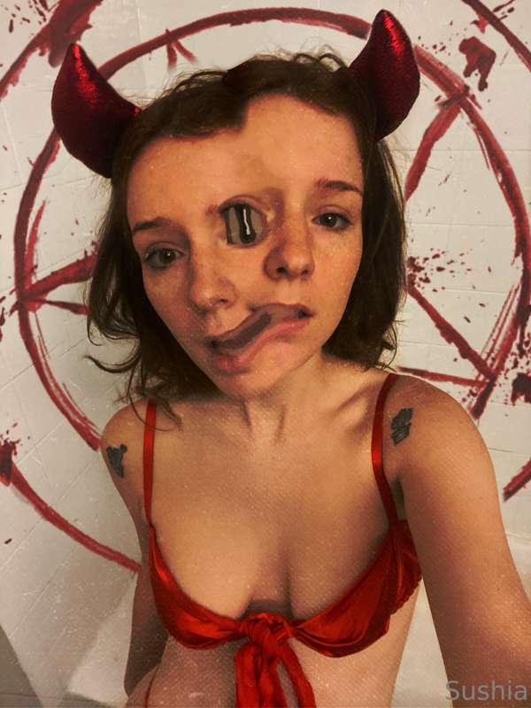Sppppooooooky edited pics