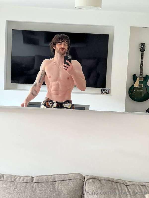 Beard-man 🧔🏻 🤣