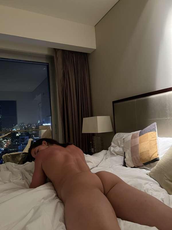 Butt naked 🦶🏼❤️