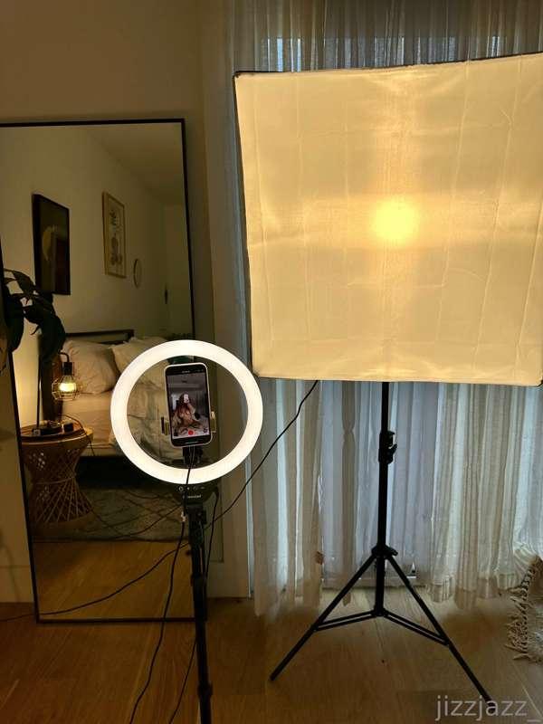 Behind the scenes. Like when u see it 🙈