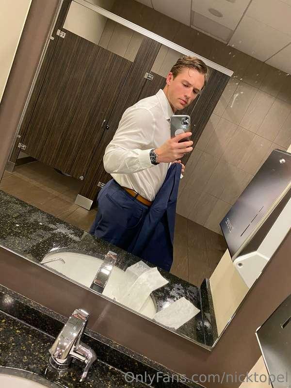 This booty still won’t quit even in these dress slacks