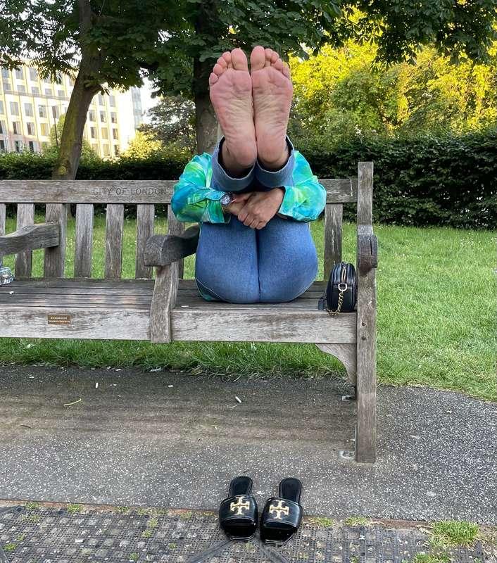 👅👅👅