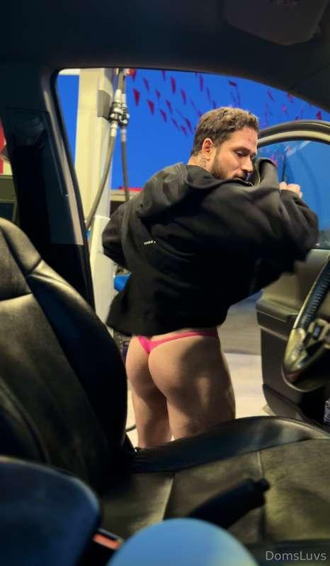 Gas pump booty