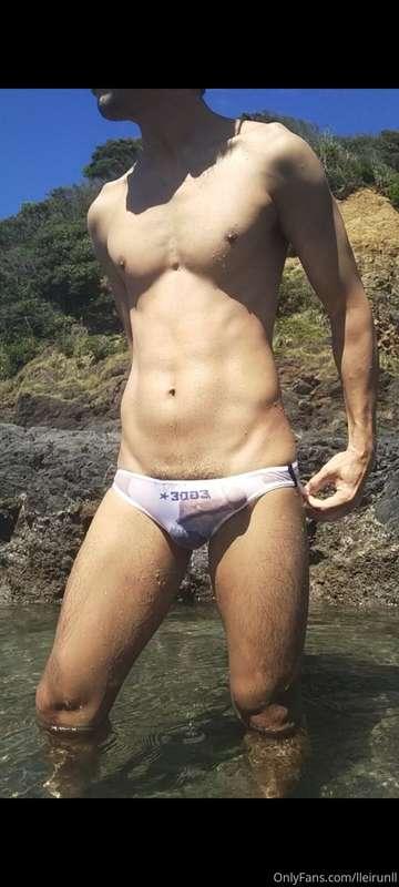 🍌🌊
