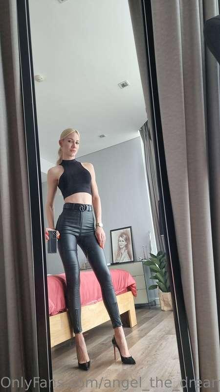 Ready to make a video 😉 This will be the 4th customs clip in..