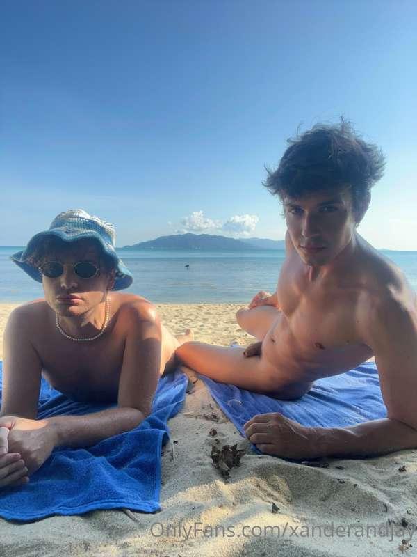 We had some fun on the beach 🏖
