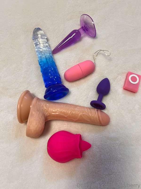 Check Your DM 😜😈🙈