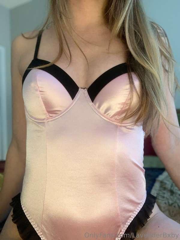 Swipe for tittiesss