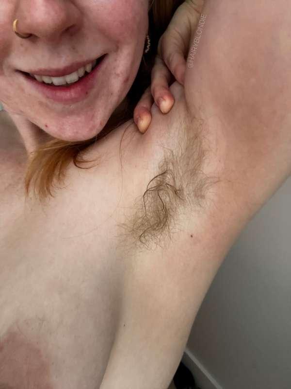 hairyblondie image #2