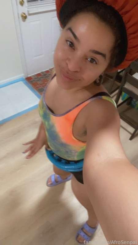 Come hula with Senpai 💕 


#fyp #sfw #naturalhair #bonnet #freshface #nomakeup #ass #bubblebutt #petite #smallboobs #hourglass #bisexual #multiracial  