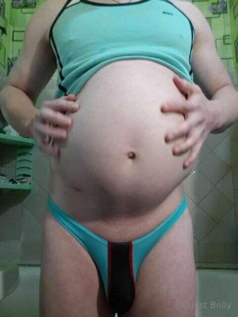 I feel like I'm getting bigger😤😤