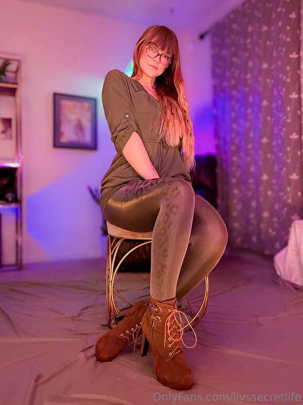 Best pics are at the end!! Upskirt progression posts are sup..