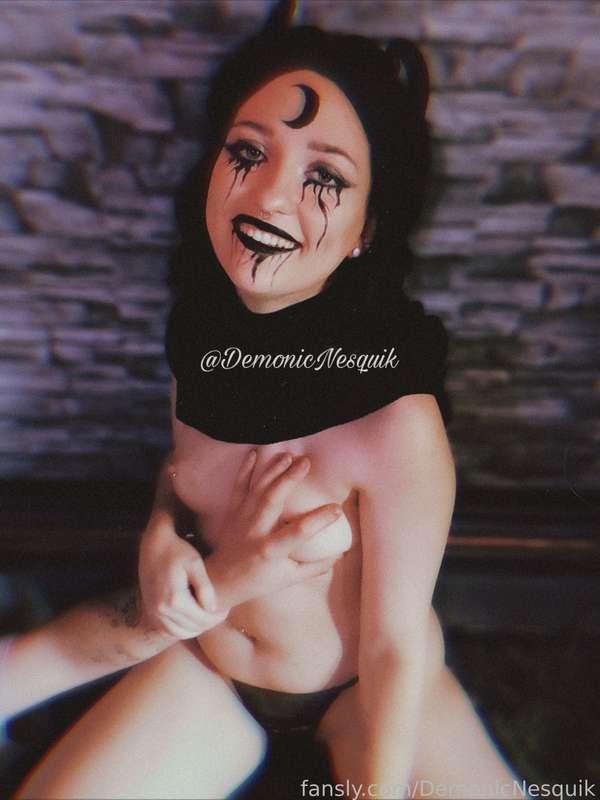 demonicnesquik image #4