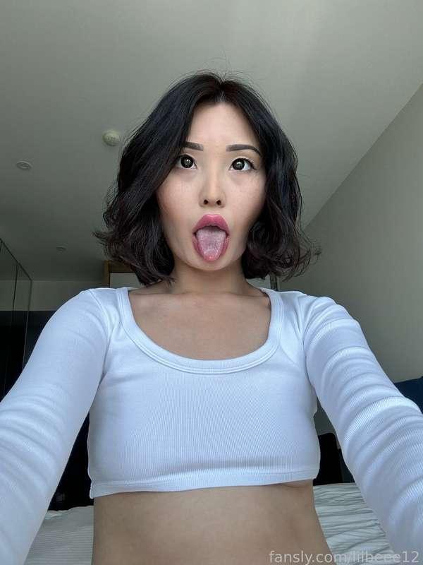 #asian #cute #young #smalltits #girlnextdoor