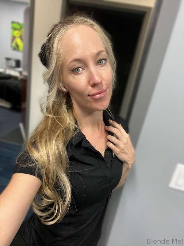 Back to the grind. Hope you have a good Monday!