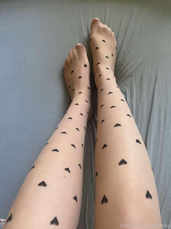 My new nylons 🤍🖤 Do you like it?