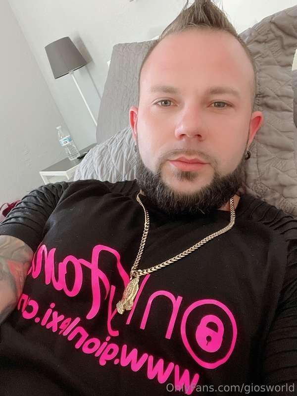 Lazy day, raging cock. Tell me what you’d do if I was in you..
