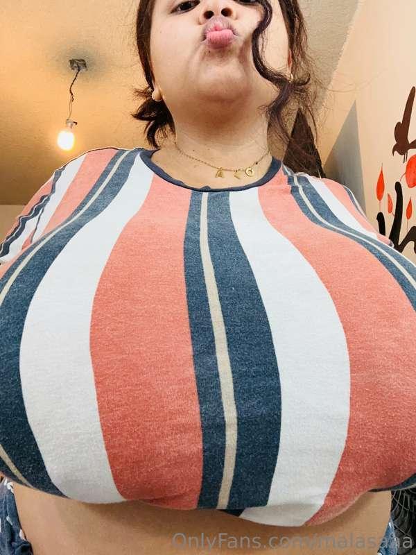 La playera, lo que esconde🫣