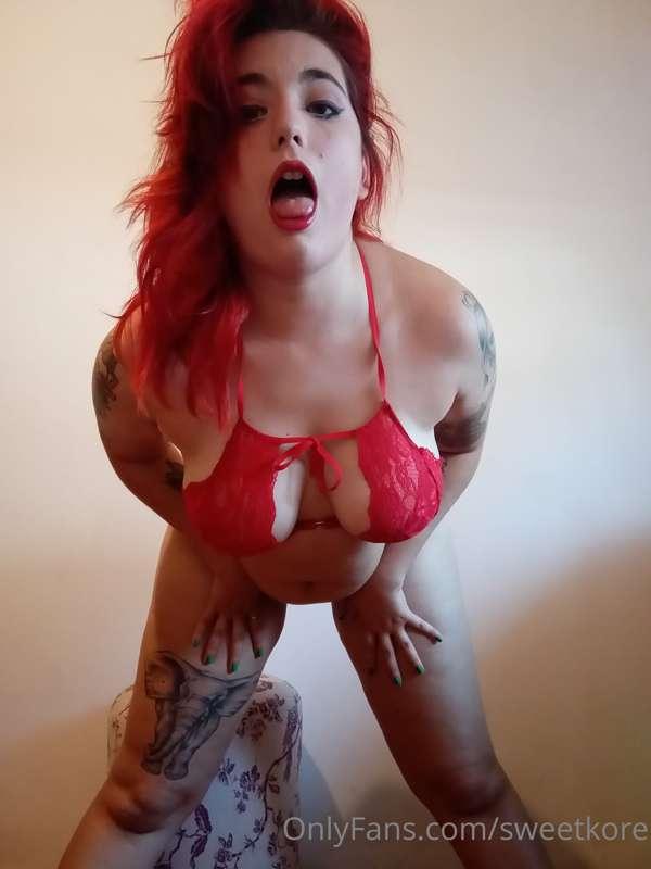 I'm a double package..huge 🍒 and sexy fat 🍑