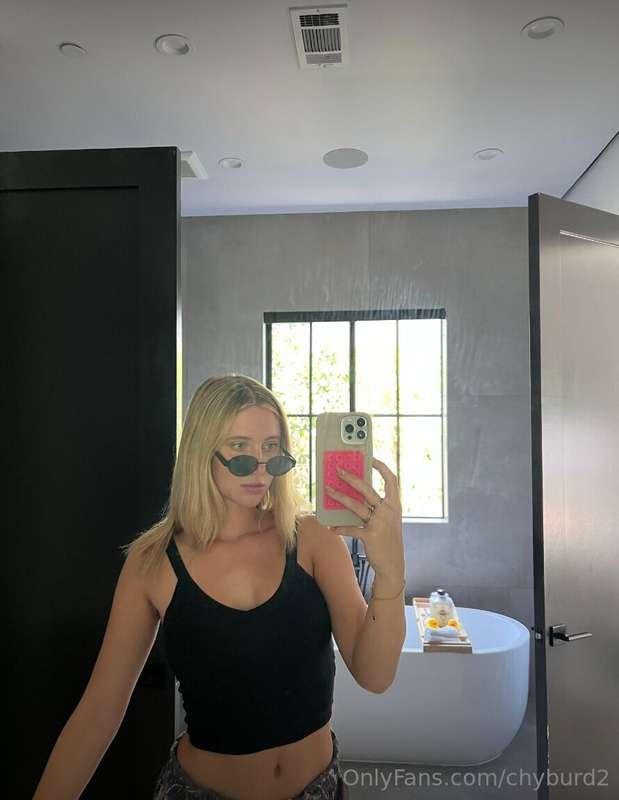 click here for FREE fun 😎 ---> onlyfans.com/chyburd
