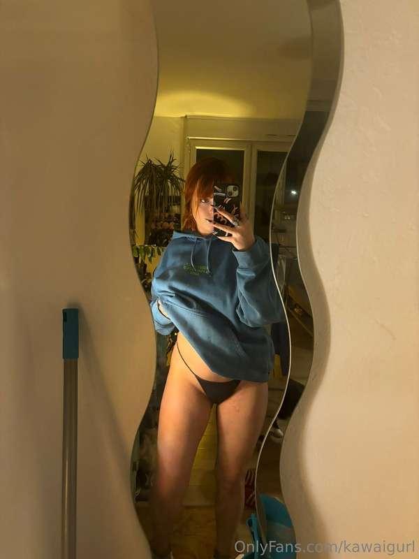 Vraiment chaude ce matin 🥵 viens en privé 🥰