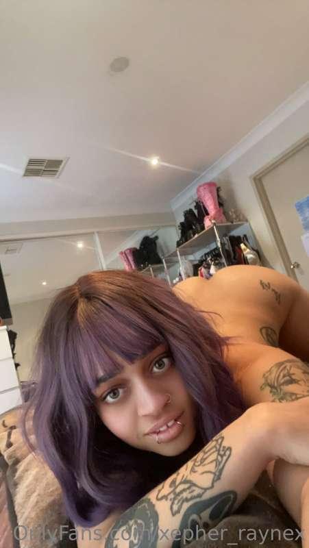Goofing around naked in bed hehehe 🤪