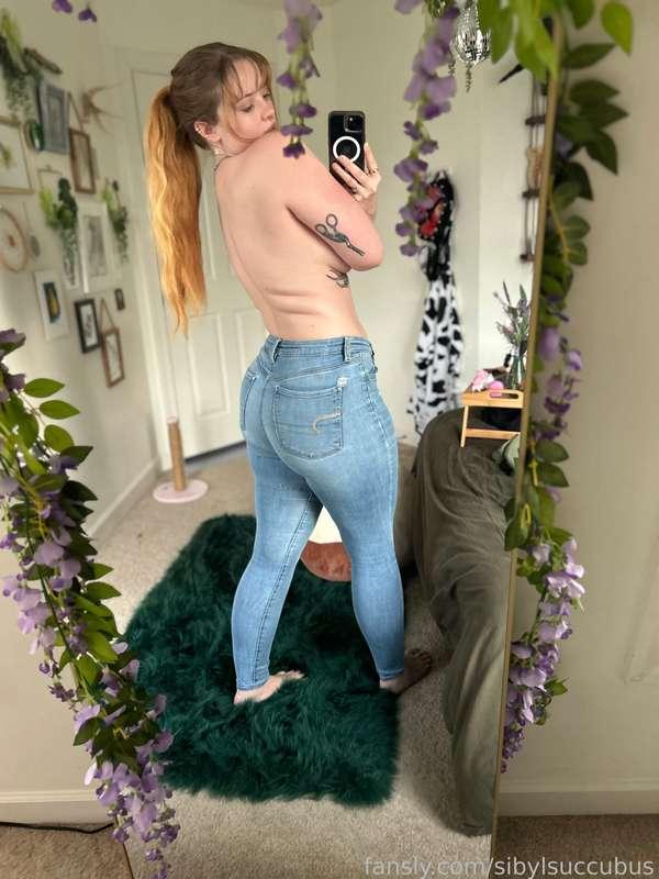 Increasing amounts of nudity 🥰

#fyp #redhead #curvy #busty #thick #thighs #big #tits #ass #pussy #inked #tatted #alt #college #girl #alternative