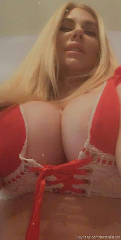 Next LIVE show this Saturday at 2pm and 3:30pm PST! Catch it..
