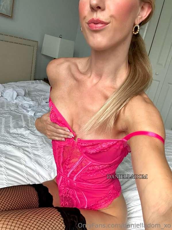 Where are all my sissy sluts at?😍  I’ve got something exciti..