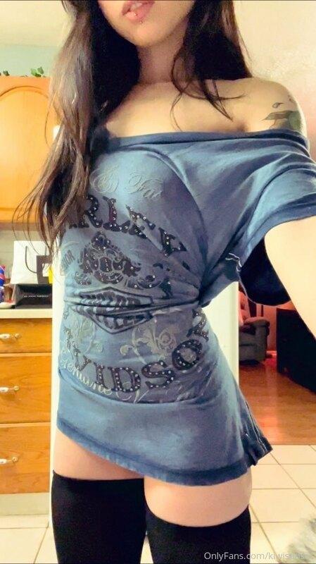 thigh highs and baggy tshirts, ultimate pajamas ?