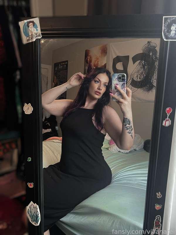 Sitting pretty ✨

Every curve in my body looks stunning in this dress 😍

#fyp #tall #tallgirl #goth #gothgirl #altgirl #alternative #purplehair #thicc #blackdress #curls #longhair #curvy #curves #thick #hips #waist #thighs #tattoos #inked