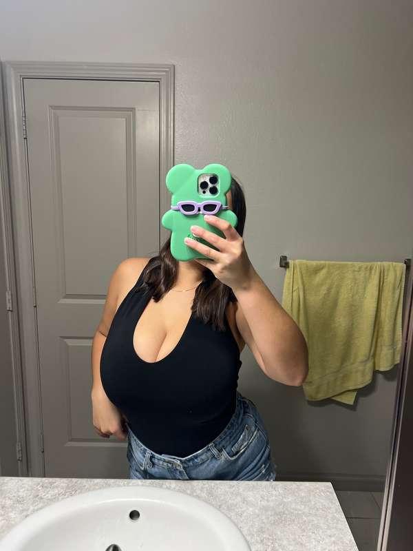 im chill as my phone case 