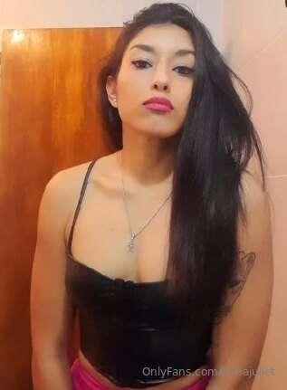 I love to dance and be naughty...let's play🍑🔥couples🔥 🔥girls..