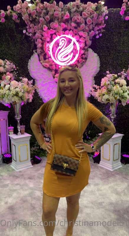 Had a great day at the convention for school💕