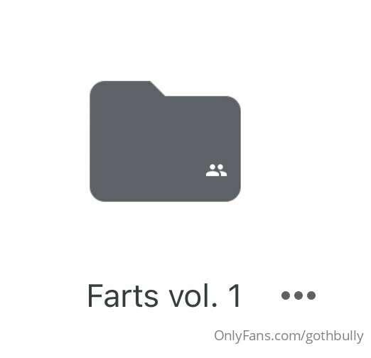 Selling this fart clip folder! 18 original fart clips from m..