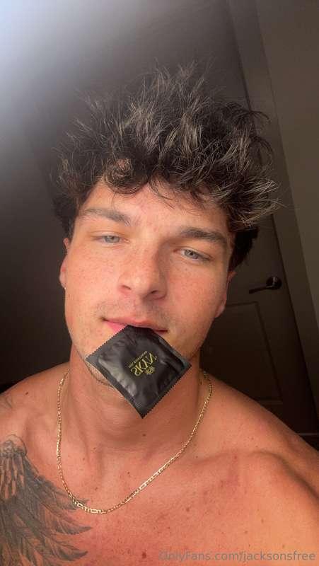 who’d i fuck now? 🥵😩 full video on 👉🏻 @jacksonfelt 