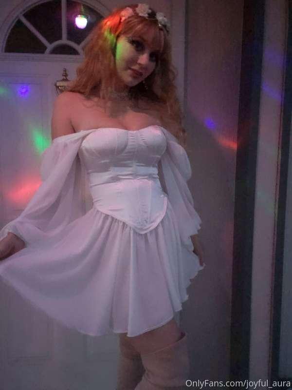 thenaughtywench image #0