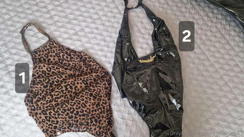 Which one should I wear for my liveshow tomorrow? 30th 8.30 ..
