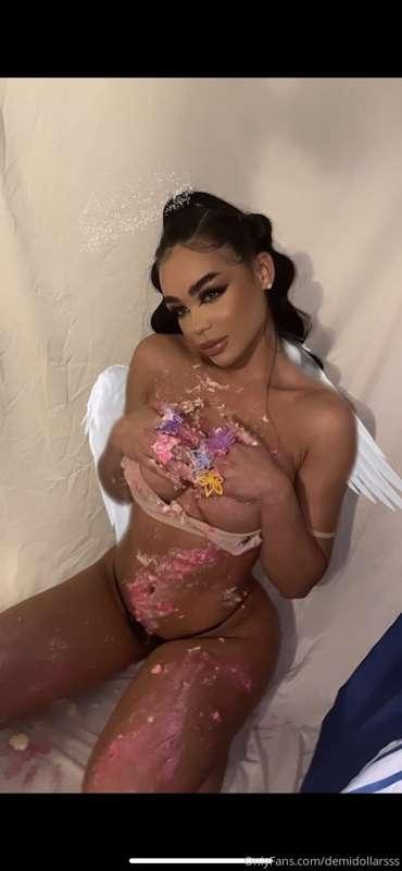 Check your dm 👅