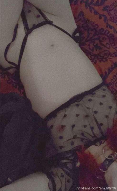 I'm in love with my new lace set💕
what do u think baby?? 🖤❤