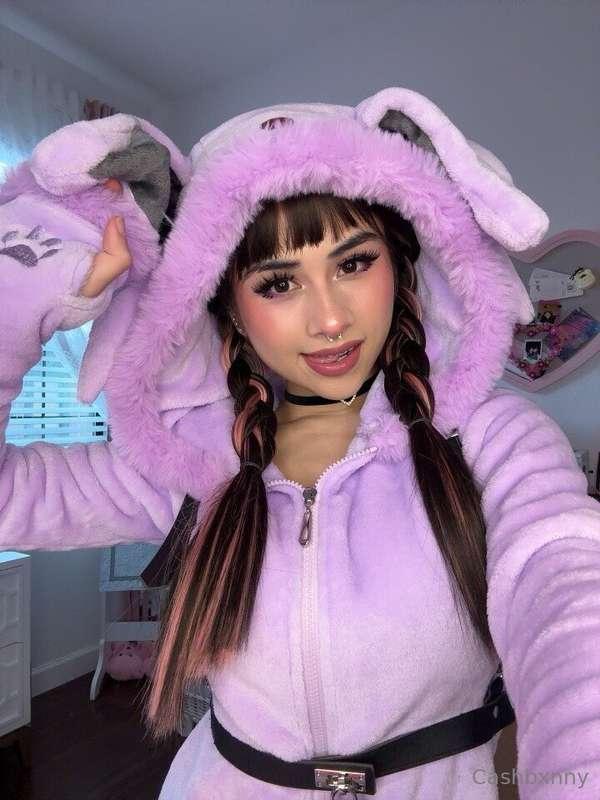 Got dressed up today for an espeon cosplay! New content comi..